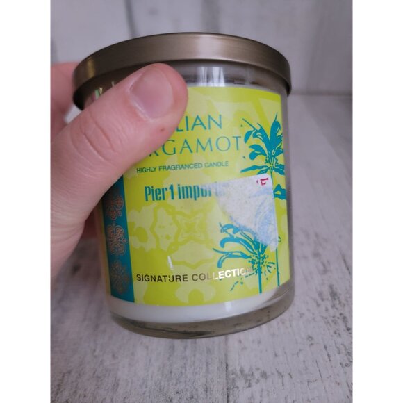 Pier 1 Imports Sicilian Bergamot Highly fragranced candle - Picture 3 of 6